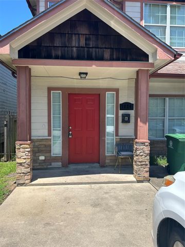 7824 Comal Street B, Houston, TX 77051
