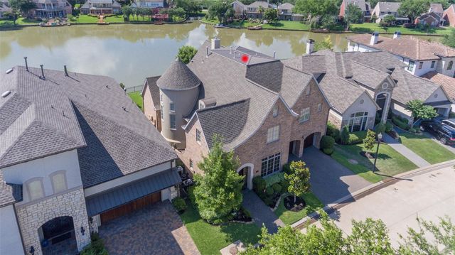 15426 Oyster Creek Lane, Sugar Land, TX 77478