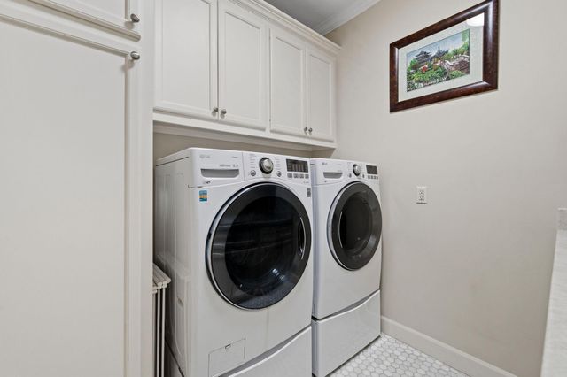 15426 Oyster Creek Lane, Sugar Land, TX 77478