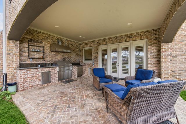 15426 Oyster Creek Lane, Sugar Land, TX 77478