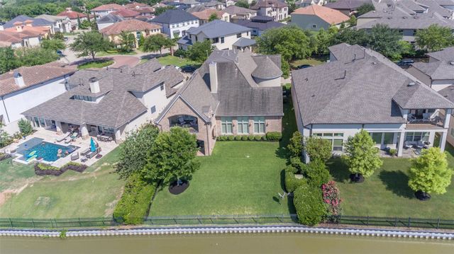 15426 Oyster Creek Lane, Sugar Land, TX 77478