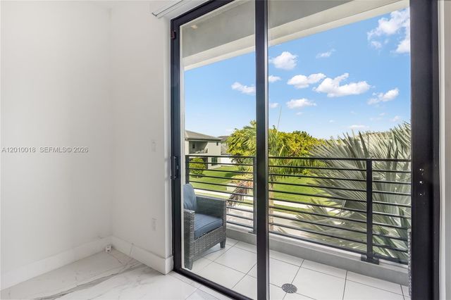 17197 Teton River Rd, Boca Raton, FL 33496