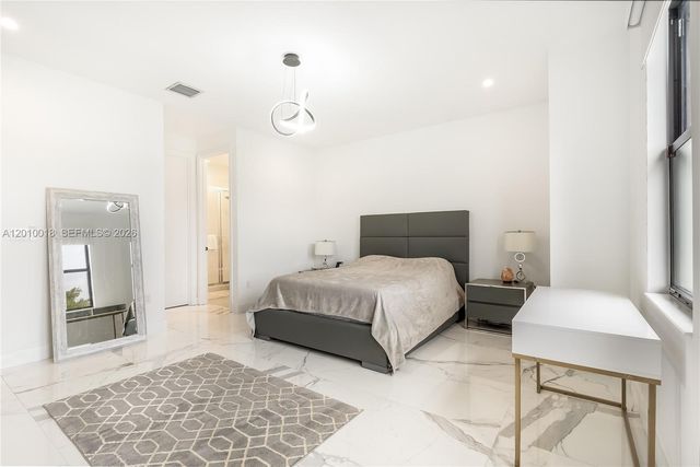 17197 Teton River Rd, Boca Raton, FL 33496