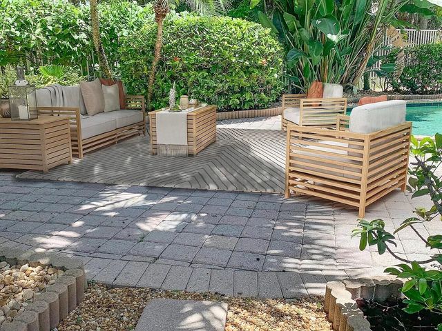 9119 Baybury Lane, West Palm Beach, FL 33411