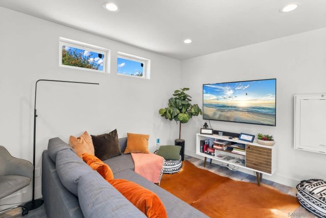 4736-38 Kensington Drive, San Diego, CA 92116