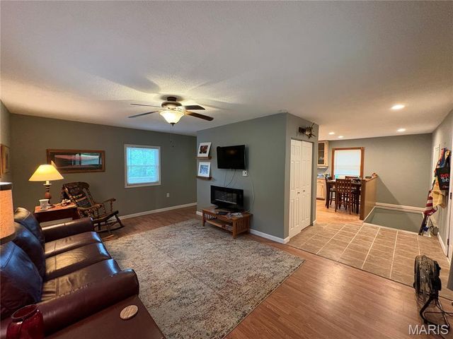 123 Monty Lane, Lonedell, MO 63060