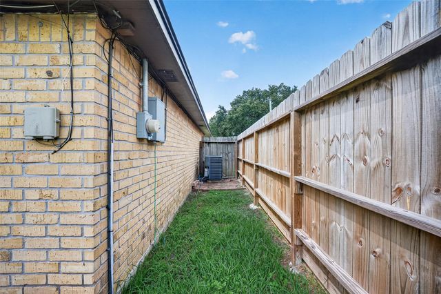 3602 Cedarcrest Drive, Pasadena, TX 77503