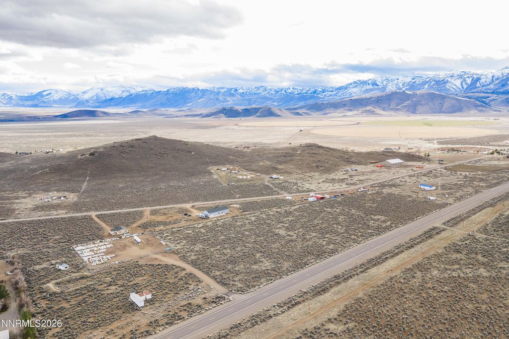 Image 1 of property listing at 4221 NV-208, Topaz Ranch Estates, NV 89444