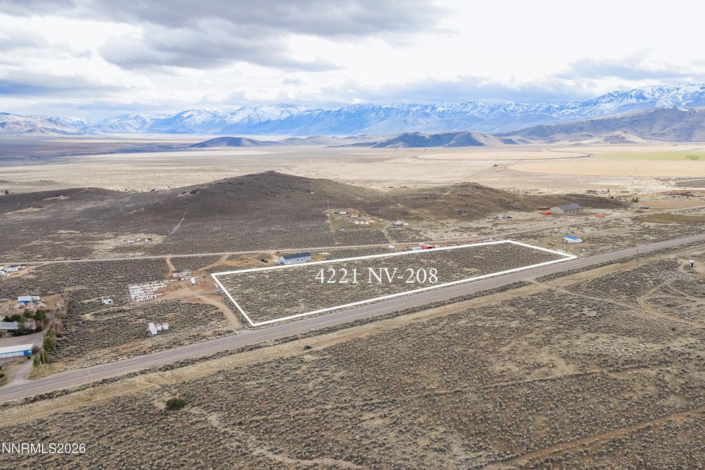 Image 14 of property listing at 4221 NV-208, Topaz Ranch Estates, NV 89444
