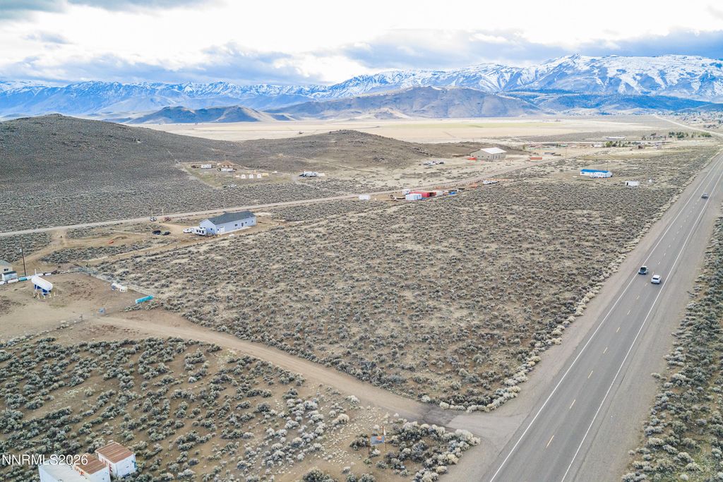 Image 21 of property listing at 4221 NV-208, Topaz Ranch Estates, NV 89444