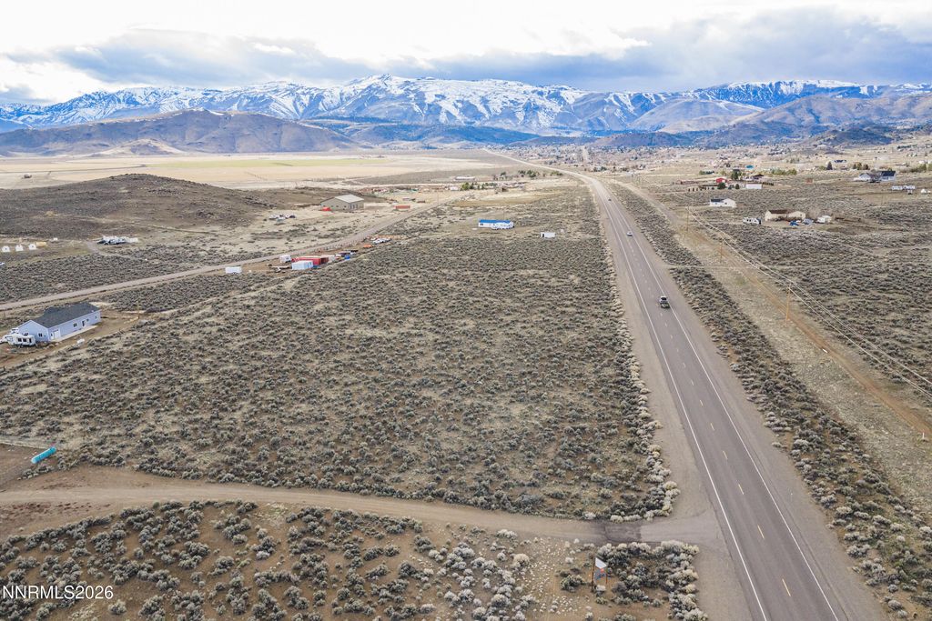 Image 22 of property listing at 4221 NV-208, Topaz Ranch Estates, NV 89444