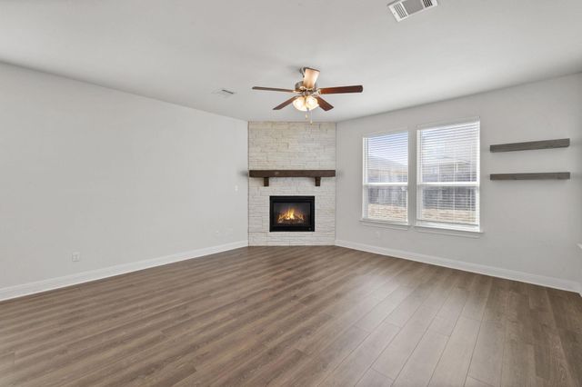 138 Fern DR, Buda, TX 78610