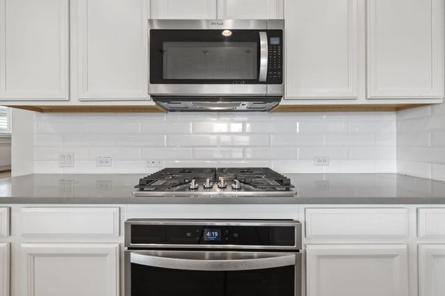 138 Fern DR, Buda, TX 78610