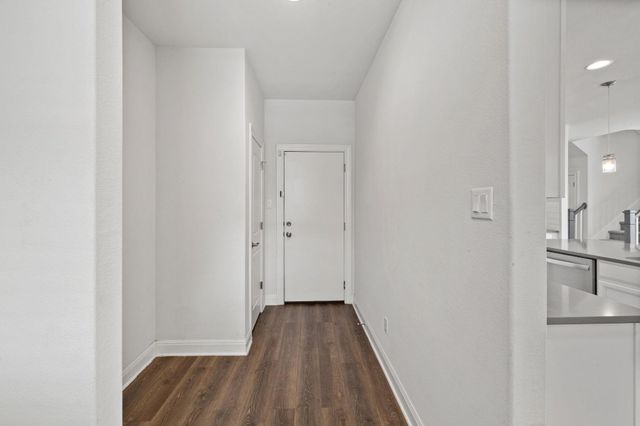 138 Fern DR, Buda, TX 78610