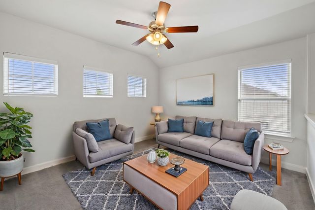 138 Fern DR, Buda, TX 78610