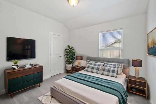 138 Fern DR, Buda, TX 78610