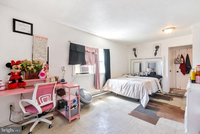 660 N KENTUCKY AVE, Atlantic City, NJ 08401