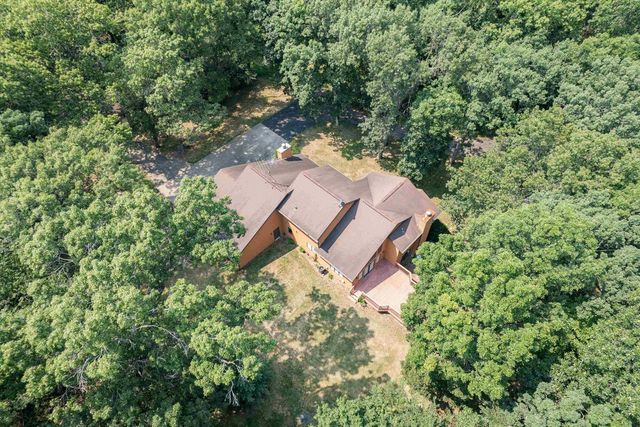 7367 N Curharken Court, Edgerton, WI 53534