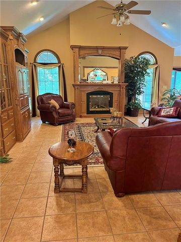 107 W Mckinley Street, Frontenac, KS 66763