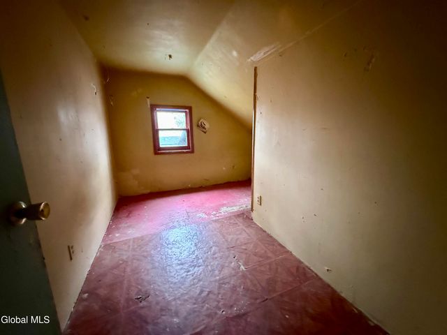 60 Wilson Avenue, South Glens Falls, NY 12803