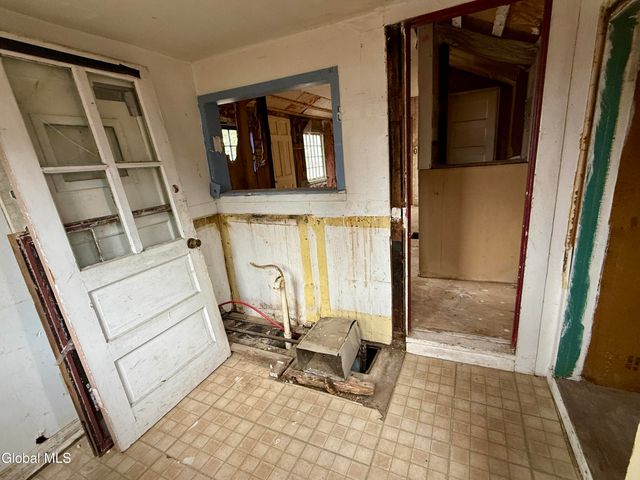 60 Wilson Avenue, South Glens Falls, NY 12803