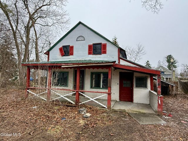 60 Wilson Avenue, South Glens Falls, NY 12803