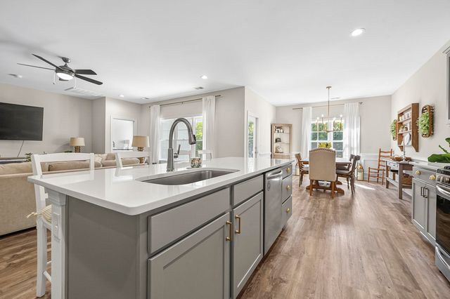 420 Retriever Ct., Murrells Inlet, SC 29576