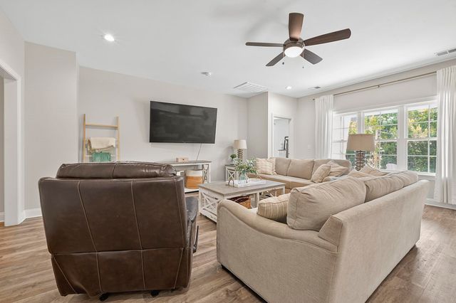 420 Retriever Ct., Murrells Inlet, SC 29576