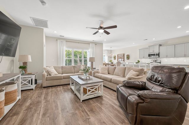 420 Retriever Ct., Murrells Inlet, SC 29576