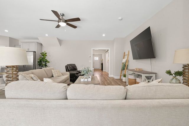 420 Retriever Ct., Murrells Inlet, SC 29576