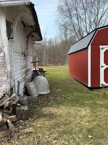 1953 Lamson Road, Lysander, NY 13135