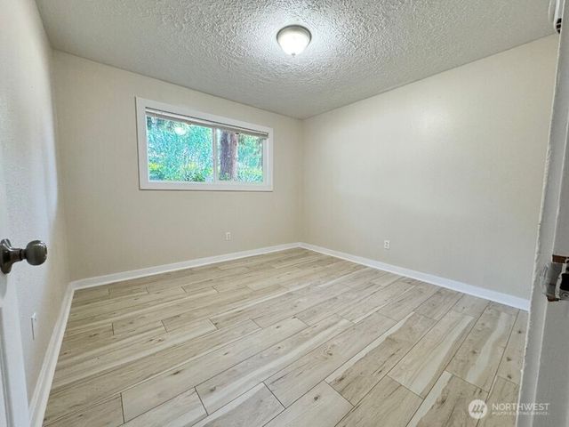 12800 NE 28th, Vancouver, WA 98682