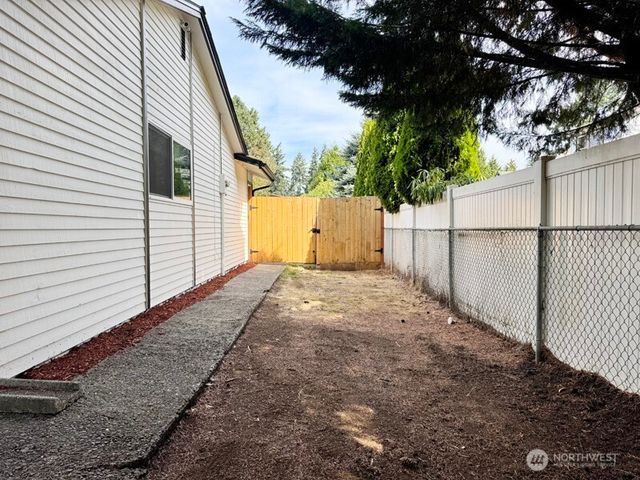 12800 NE 28th, Vancouver, WA 98682