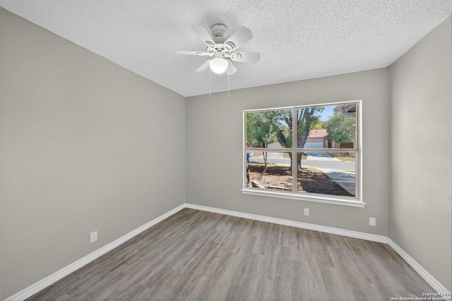 12831 Maple Park, San Antonio, TX 78249