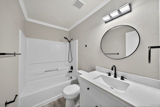 12831 Maple Park, San Antonio, TX 78249