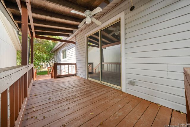 12831 Maple Park, San Antonio, TX 78249