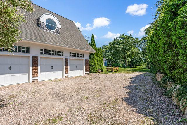 52 Avondale Road, Westerly, RI 02891