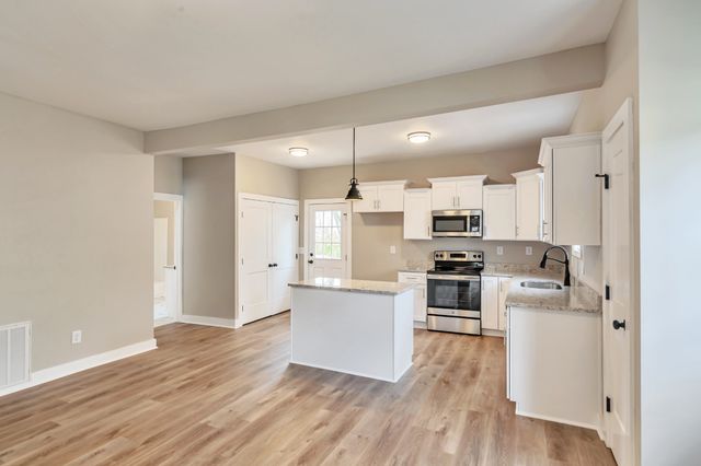 416 Highland Ct, Lebanon, TN 37087