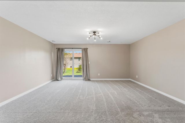 4453 Starling Lane SE, Rochester, MN 55904