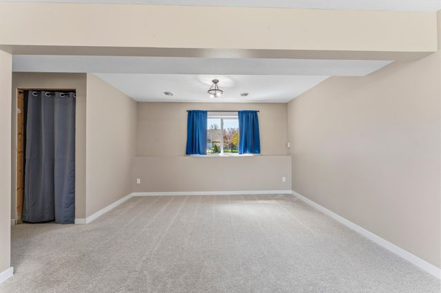 4453 Starling Lane SE, Rochester, MN 55904