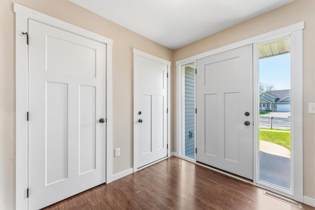 4453 Starling Lane SE, Rochester, MN 55904