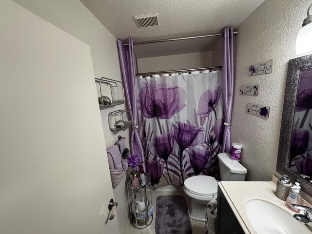 8716 Cord Way, Sacramento, CA 95828