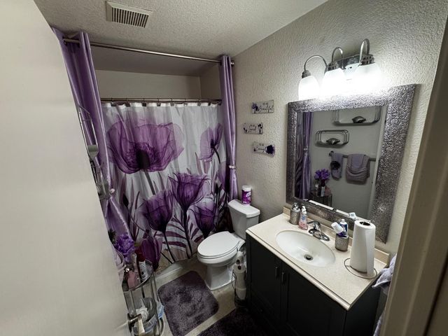 8716 Cord Way, Sacramento, CA 95828