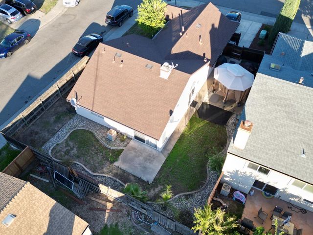 8716 Cord Way, Sacramento, CA 95828