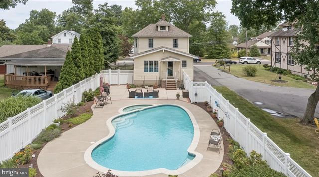 102 S PACKARD ST, Hammonton, NJ 08037