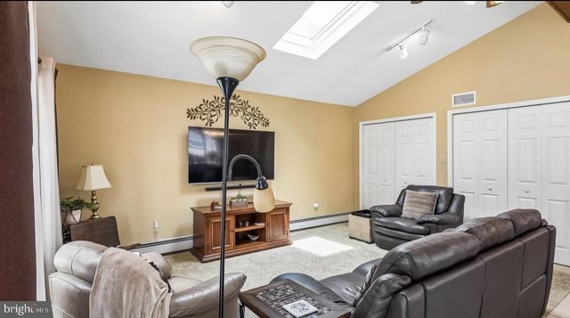 102 S PACKARD ST, Hammonton, NJ 08037