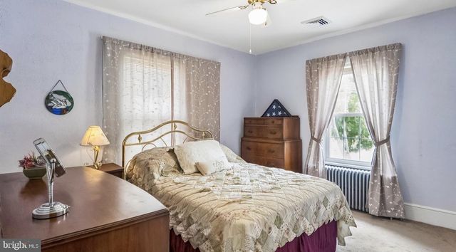 102 S PACKARD ST, Hammonton, NJ 08037
