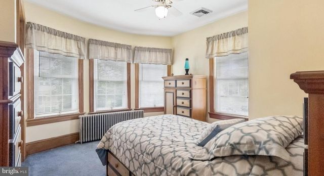 102 S PACKARD ST, Hammonton, NJ 08037