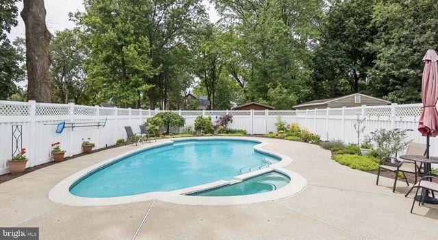 102 S PACKARD ST, Hammonton, NJ 08037
