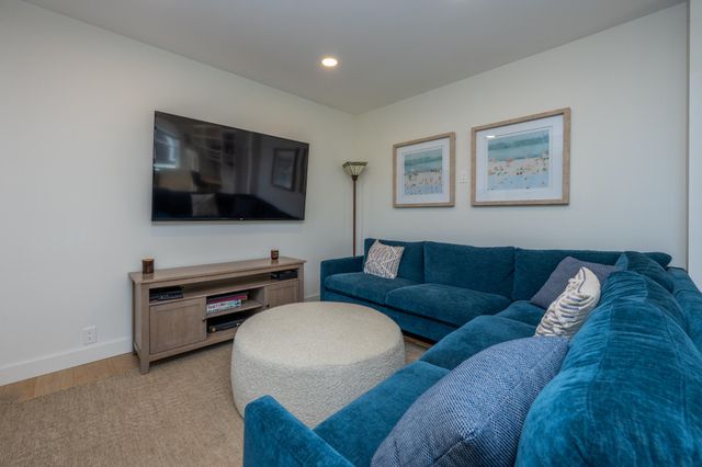 1002 Lake Boulevard, St. Joseph City, MI 49085